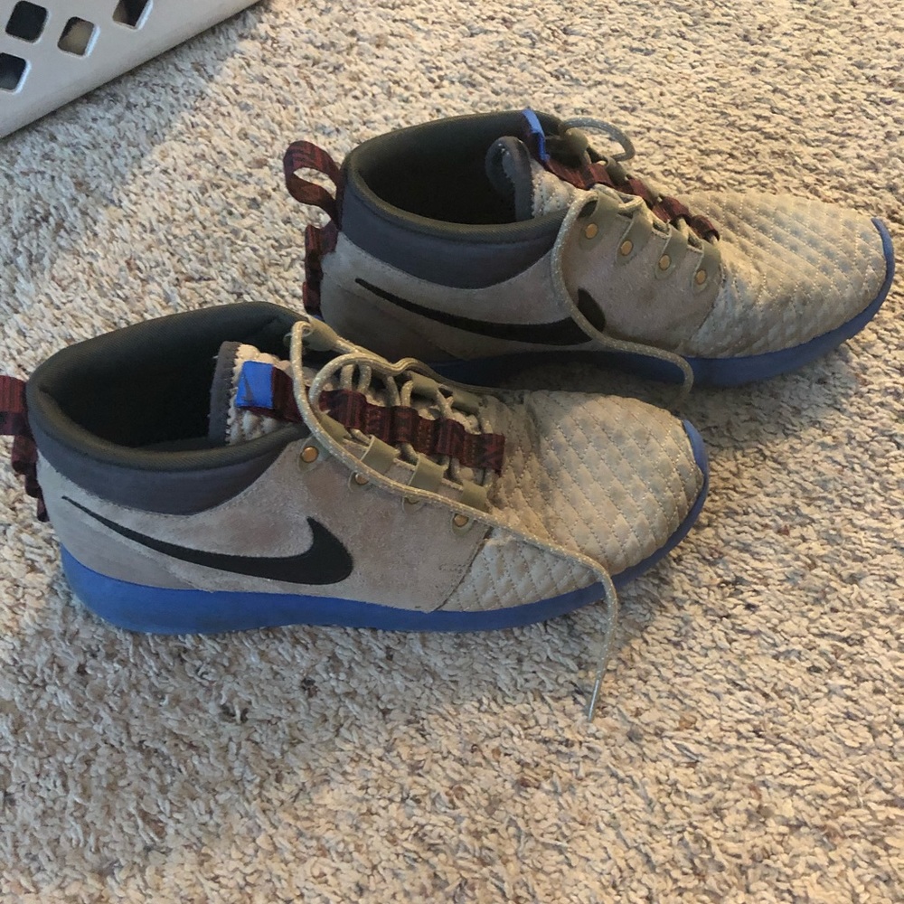 Nike roshe boots